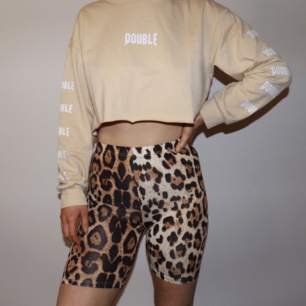 LAST 1 - leopard print biker shorts - Picture 3 of 7